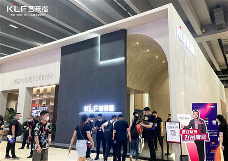 中國建博會（廣州）高端訪談|客來福尹其宏：行業(yè)領(lǐng)先水漆工藝，打造“三高”整家